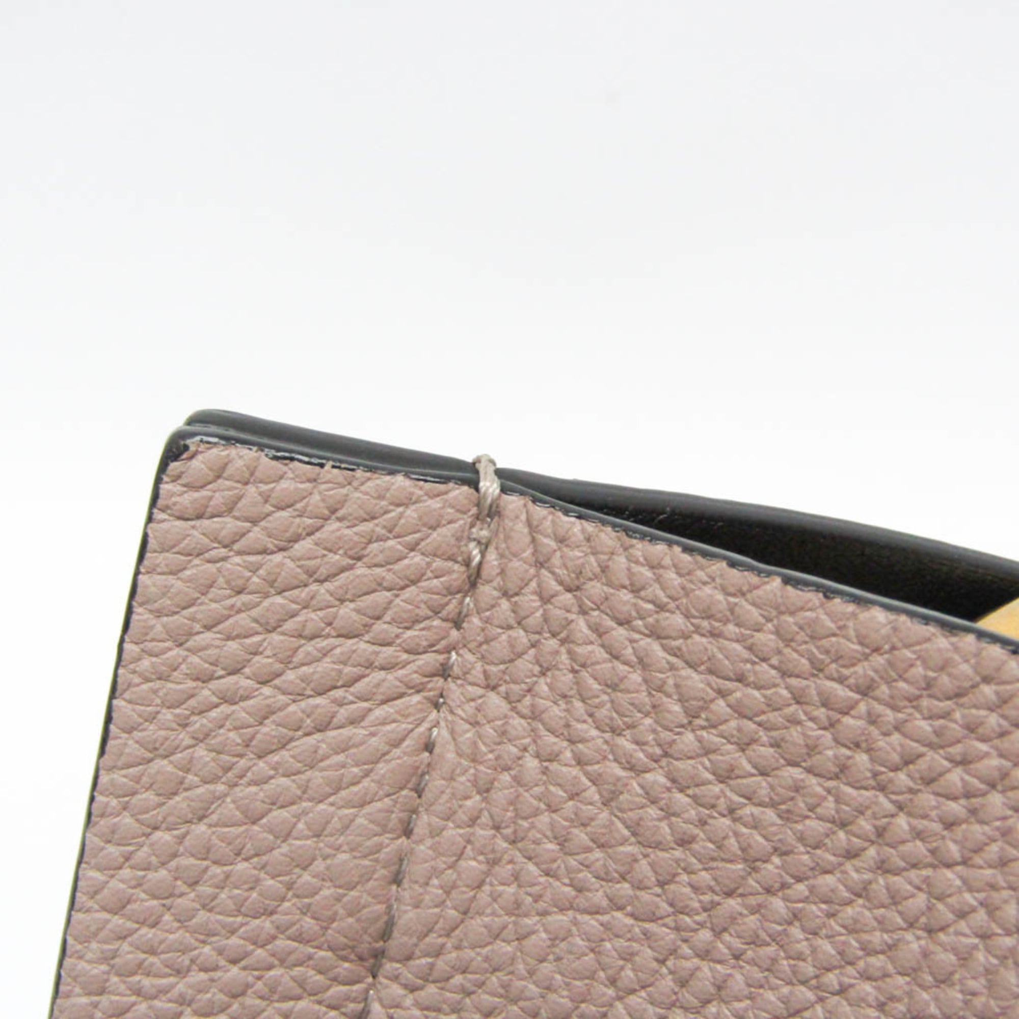 Valentino Garavani V Logo Escape · Leather