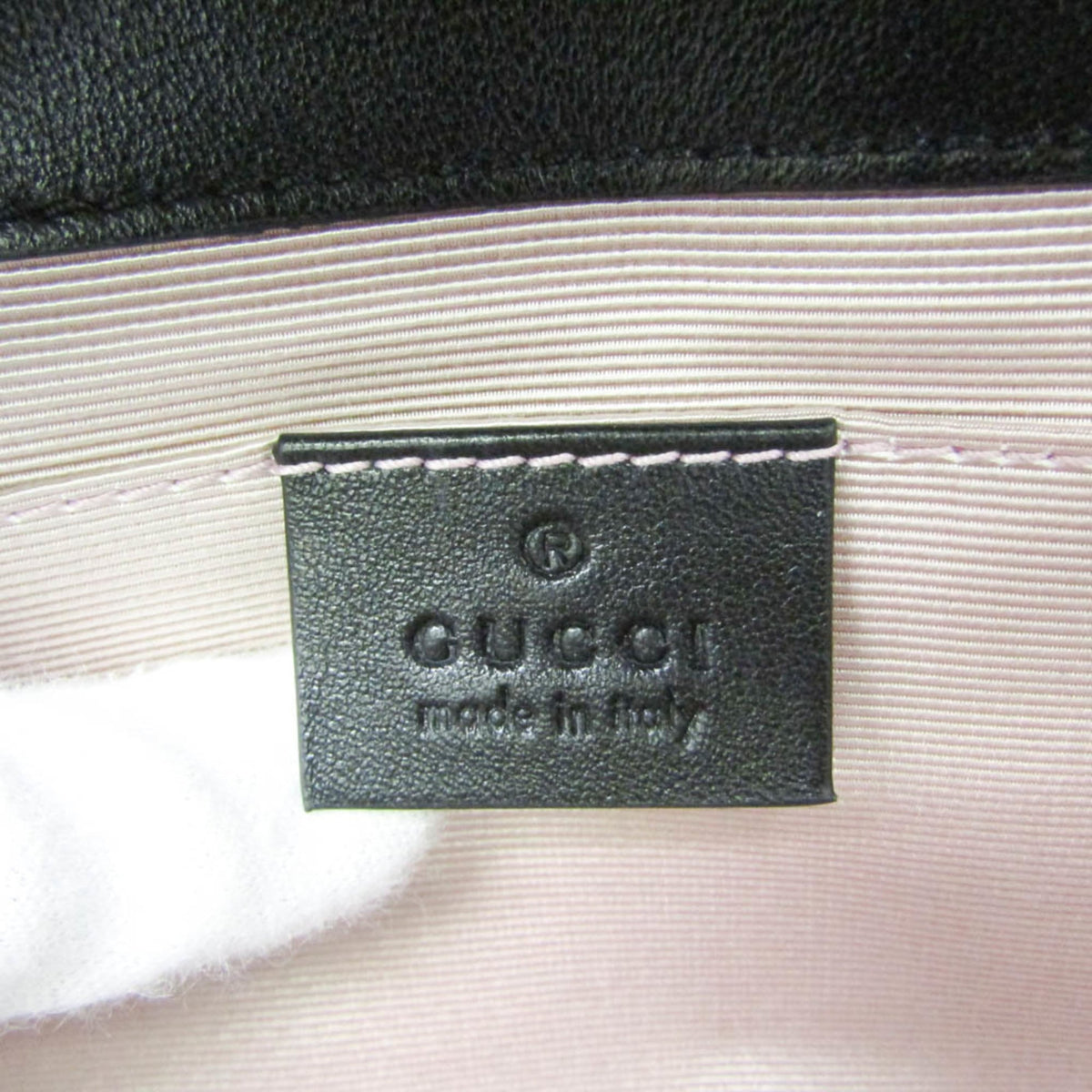 Gucci Interlocking · Leather Clutch