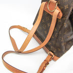 Louis Vuitton Montsouris MM · Monogram