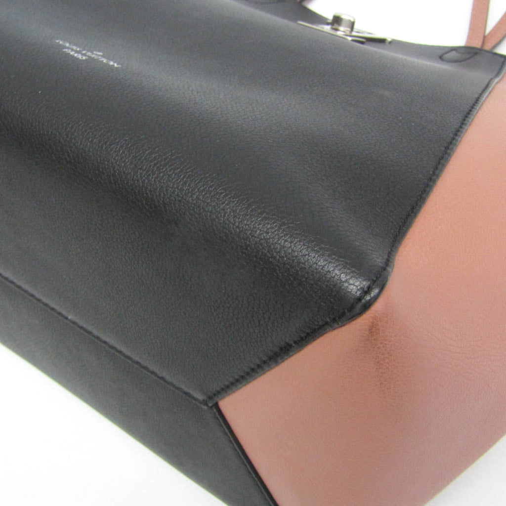 Louis Vuitton Lock Me Cabas · Calfskin Tote