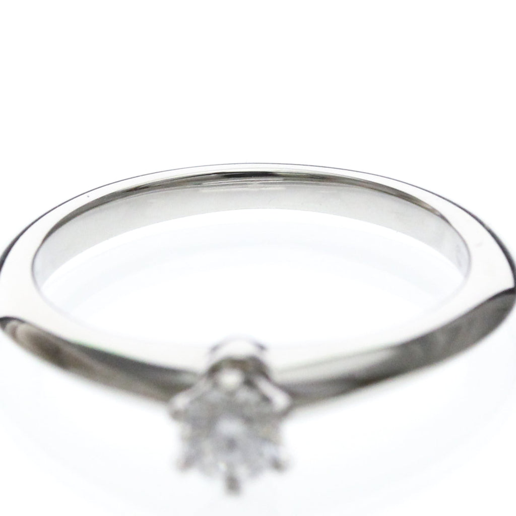 Tiffany Solitaire · Platinum · Diamond