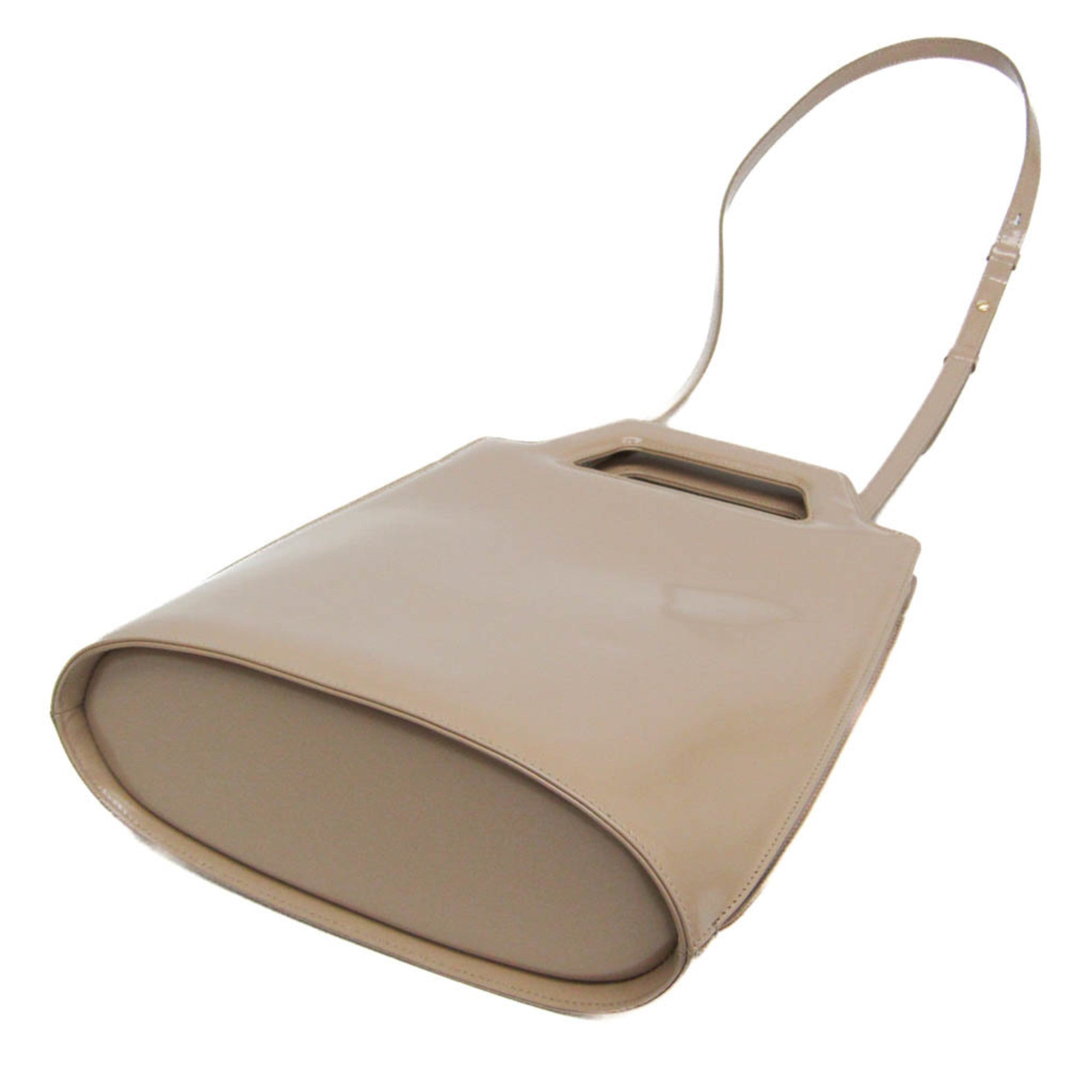 Salvatore Ferragamo Gancini · Leather