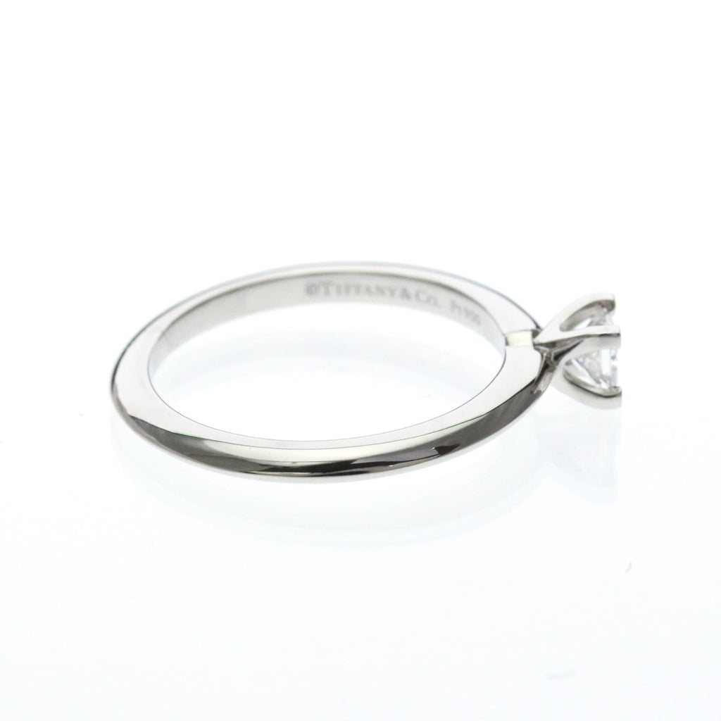 Tiffany Solitaire · Platinum · Diamond