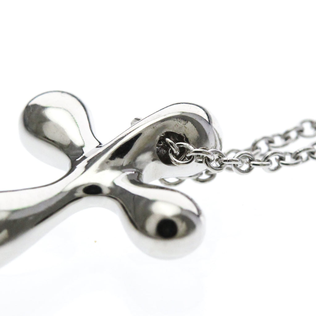 Tiffany Cross · Platinum