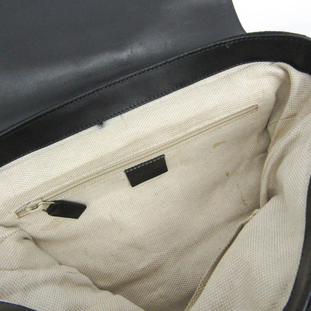 Gucci GG Canvas · Messenger Bag