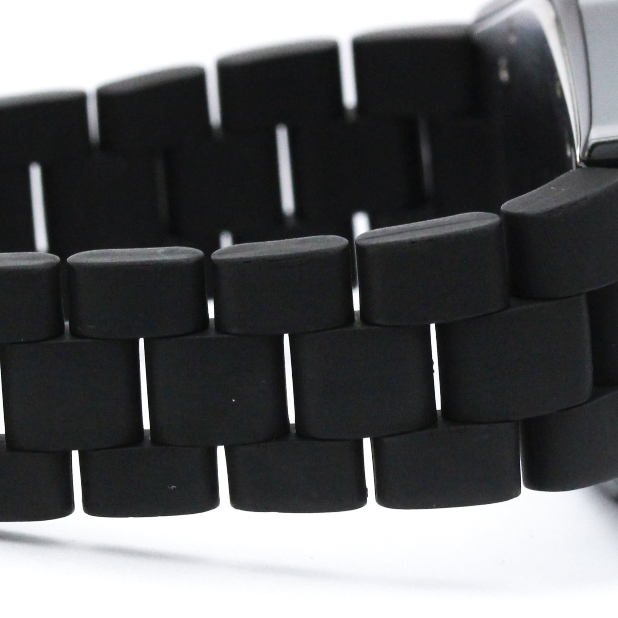 Chanel J12 · Ceramic · Automatic