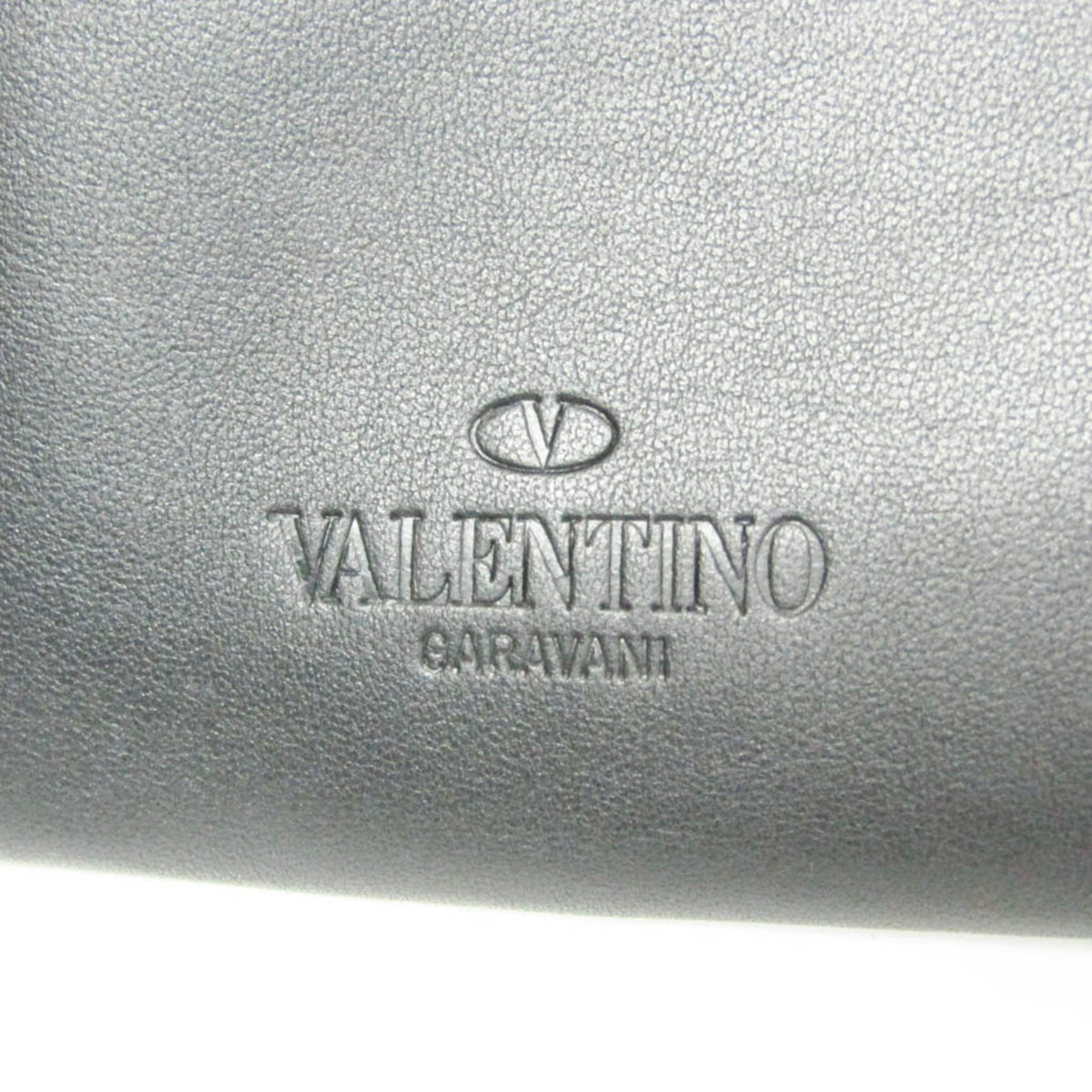 Valentino Garavani Rockstud · Leather Clutch