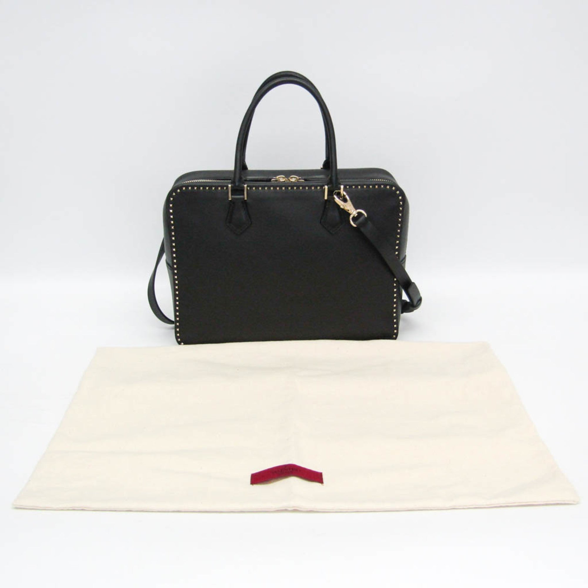 Valentino Garavani Lockstuds · Leather