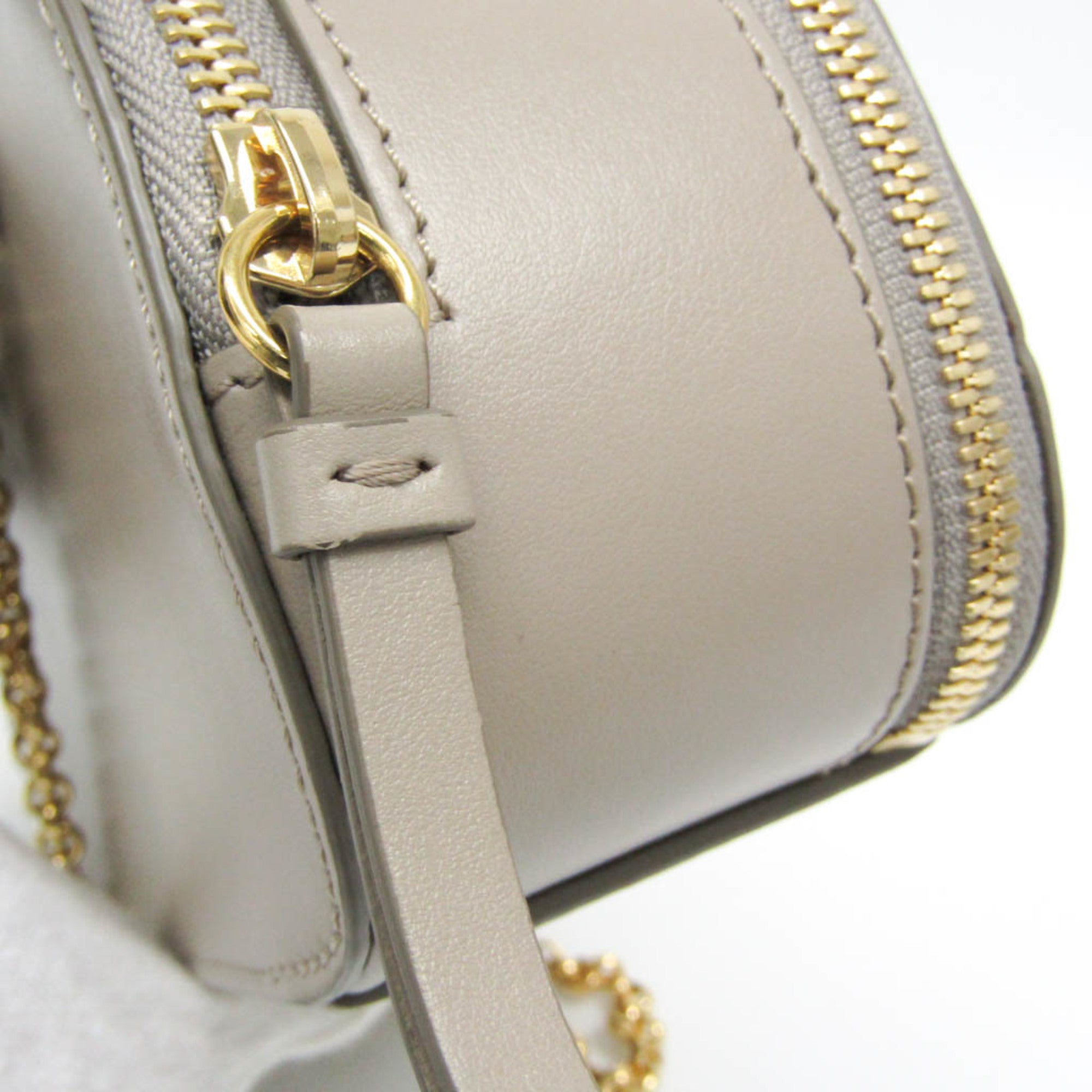 Chloé C Camera Bag · Leather