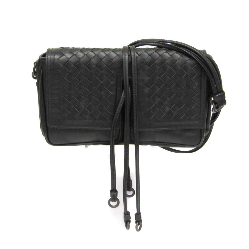 Bottega Veneta Intrecciato · Leather
