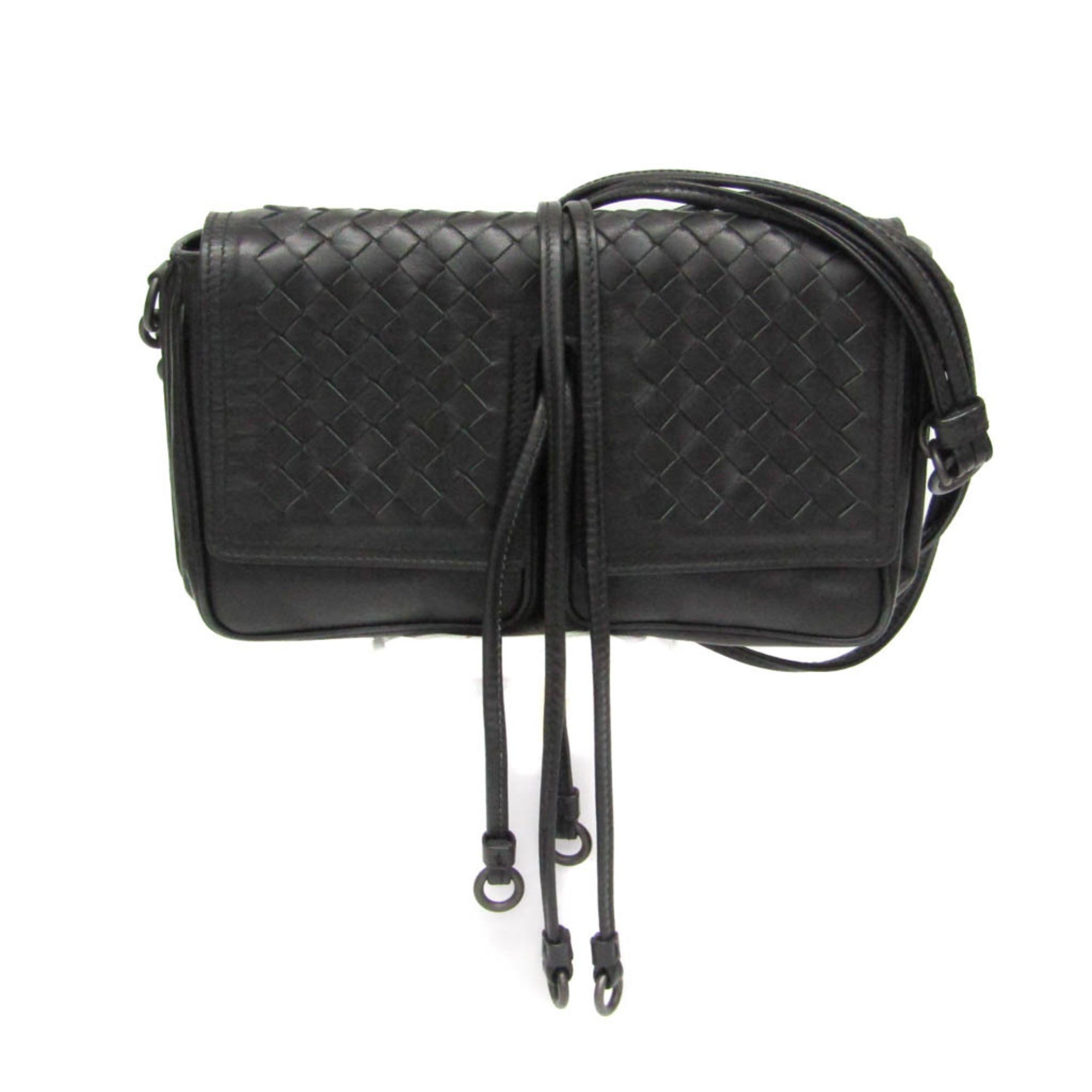 Bottega Veneta Intrecciato · Leather