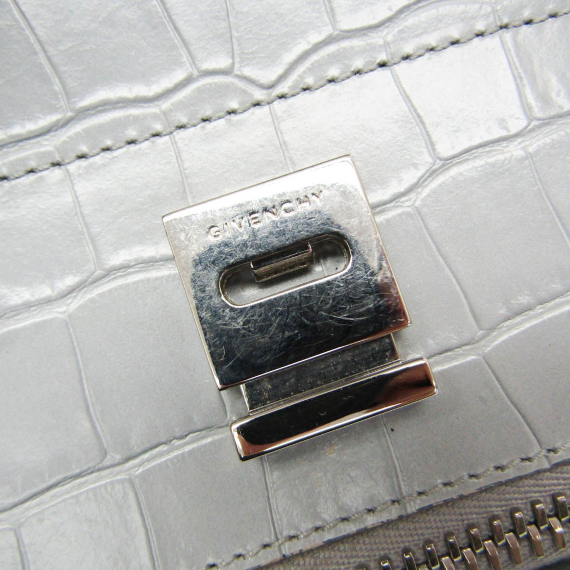 Givenchy Pandora Box Medium · Embossed Leather