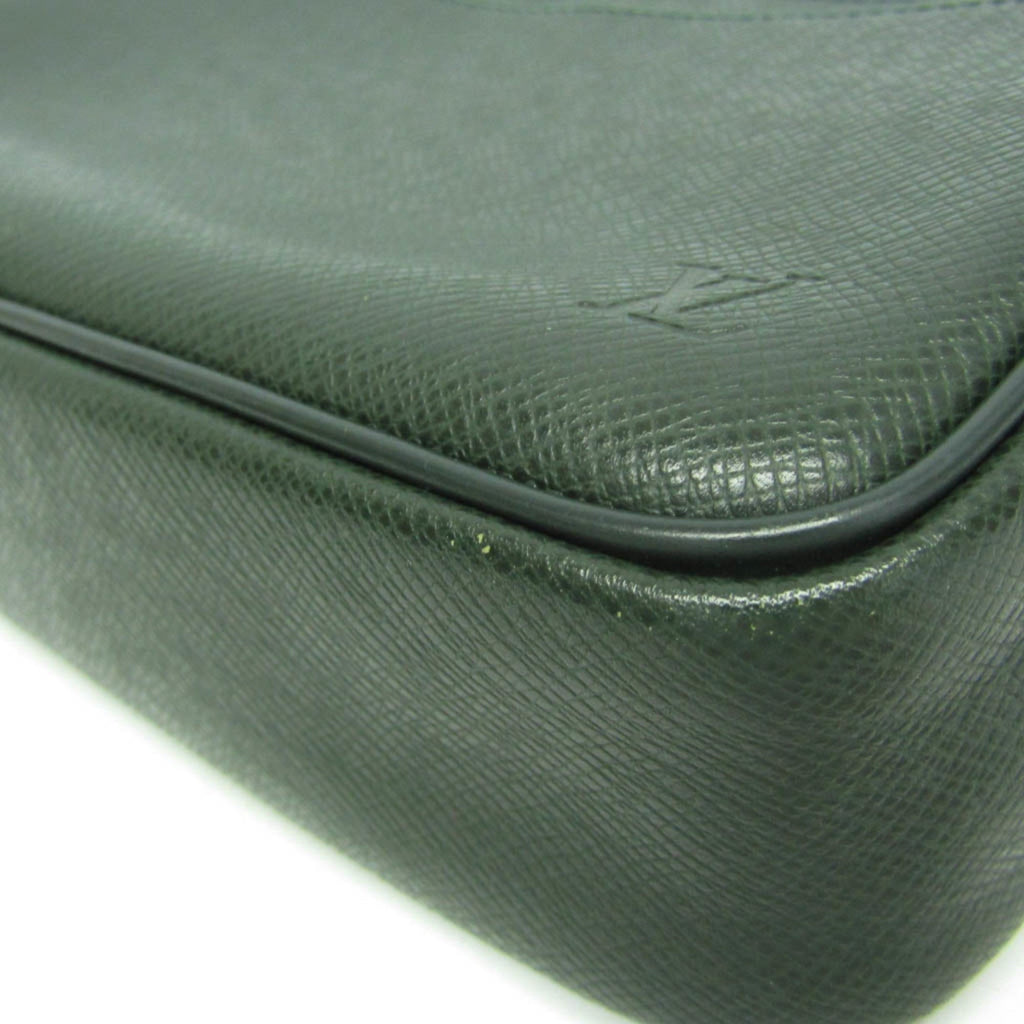 Louis Vuitton Pochette Kaluga · Taiga Episea