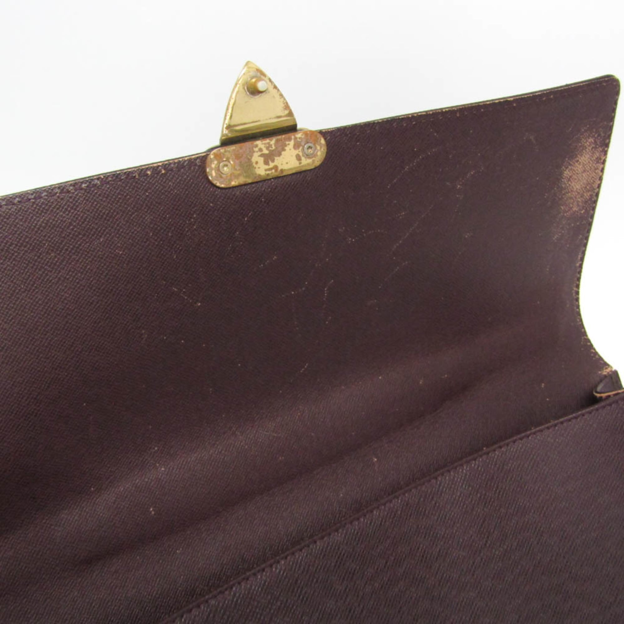 Louis Vuitton Serviette Clado · Taiga
