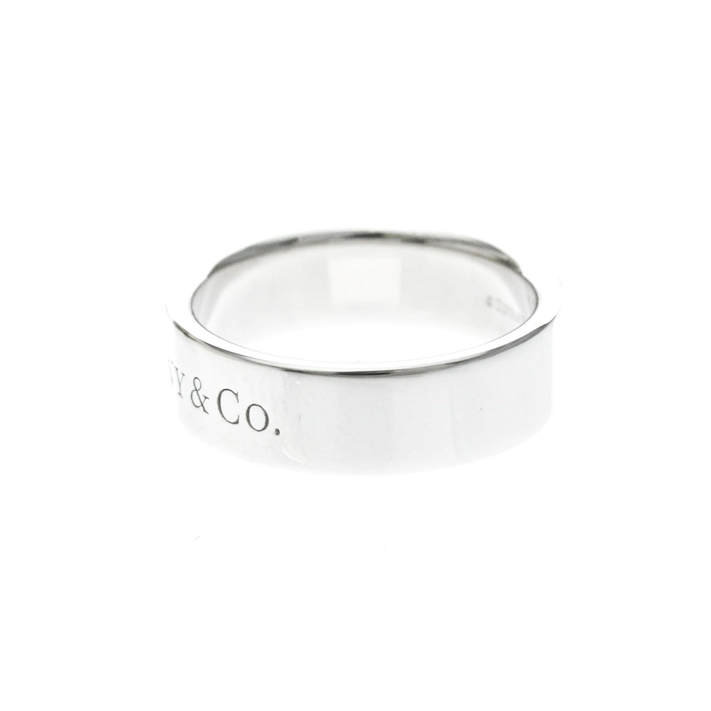 Tiffany Flat Band · Platinum