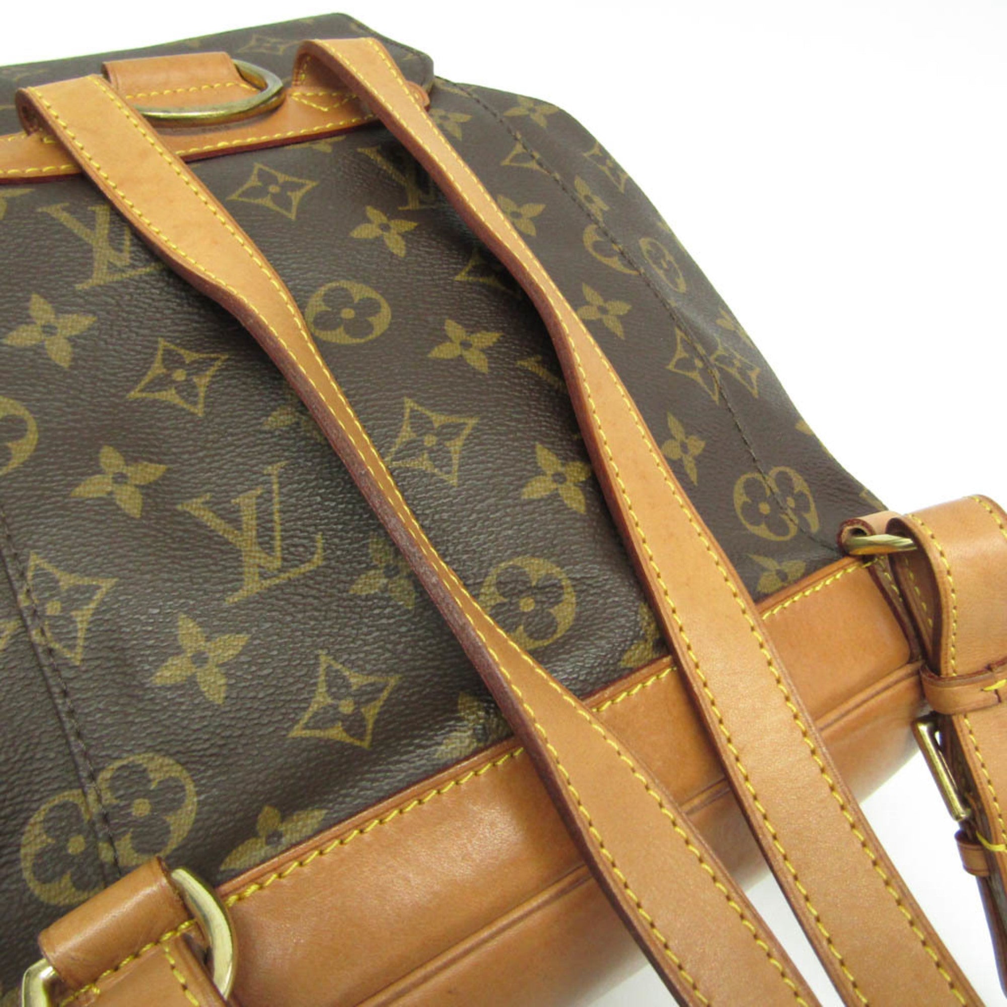 Louis Vuitton Montsouris MM · Monogram
