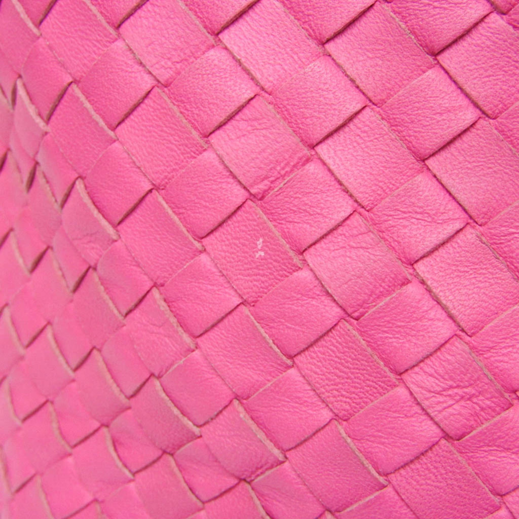Bottega Veneta Intrecciato · Boston Bag
