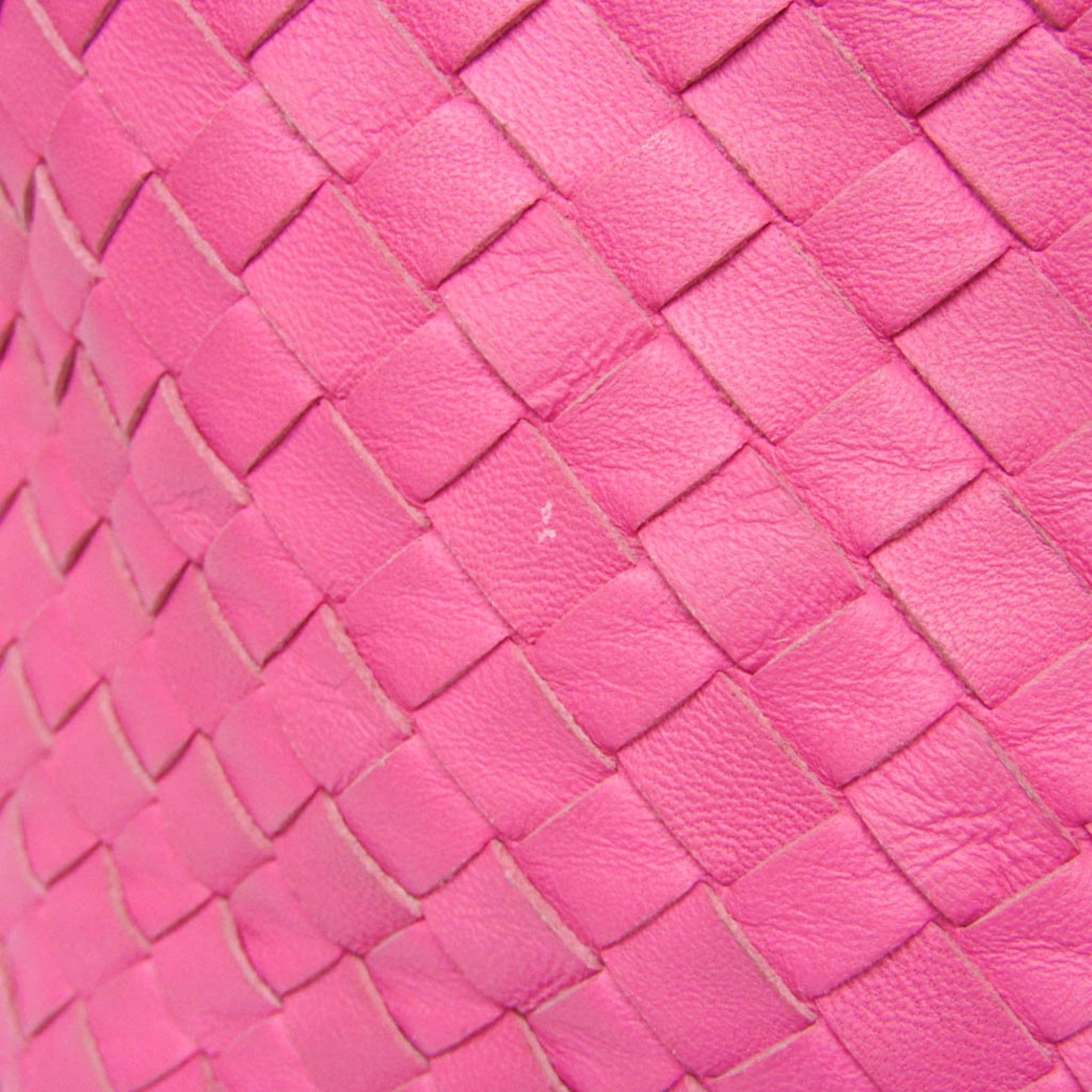 Bottega Veneta Intrecciato · Boston Bag