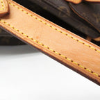 Louis Vuitton Montsouris MM · Monogram