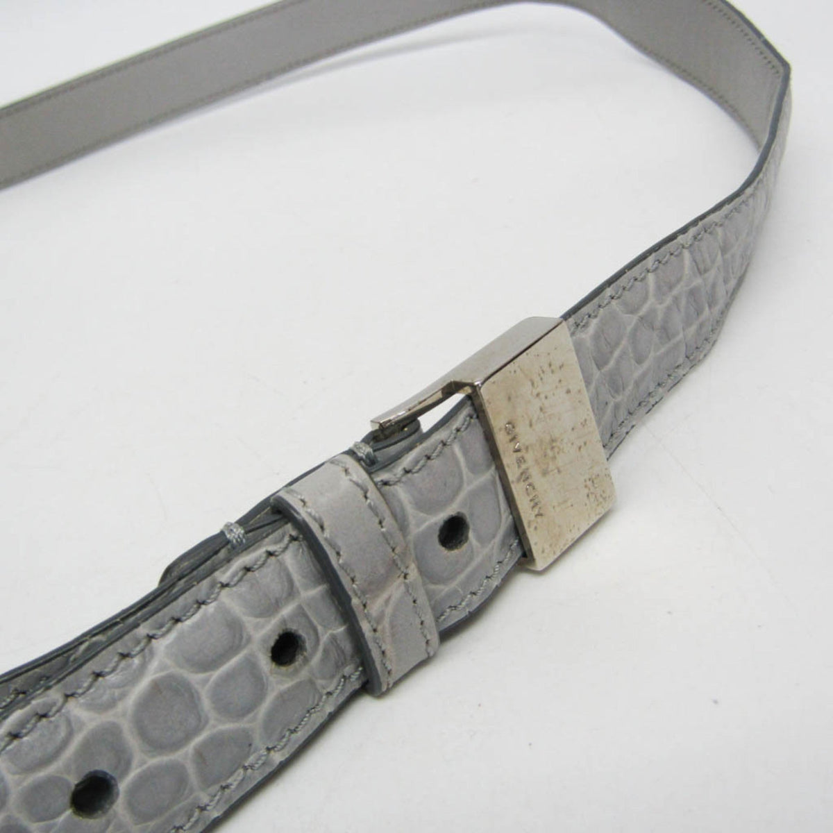 Givenchy Pandora Box Medium · Embossed Leather