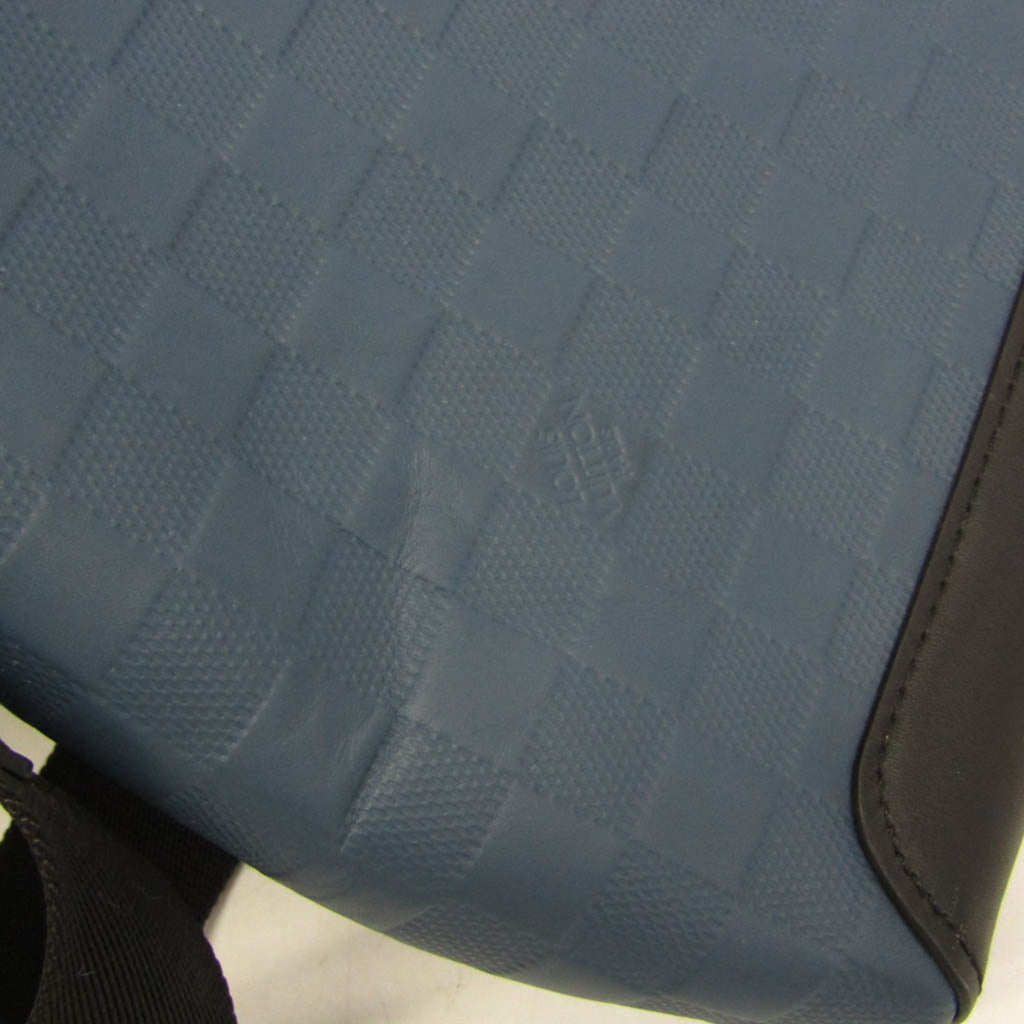 Louis Vuitton District PM · Damier Infini
