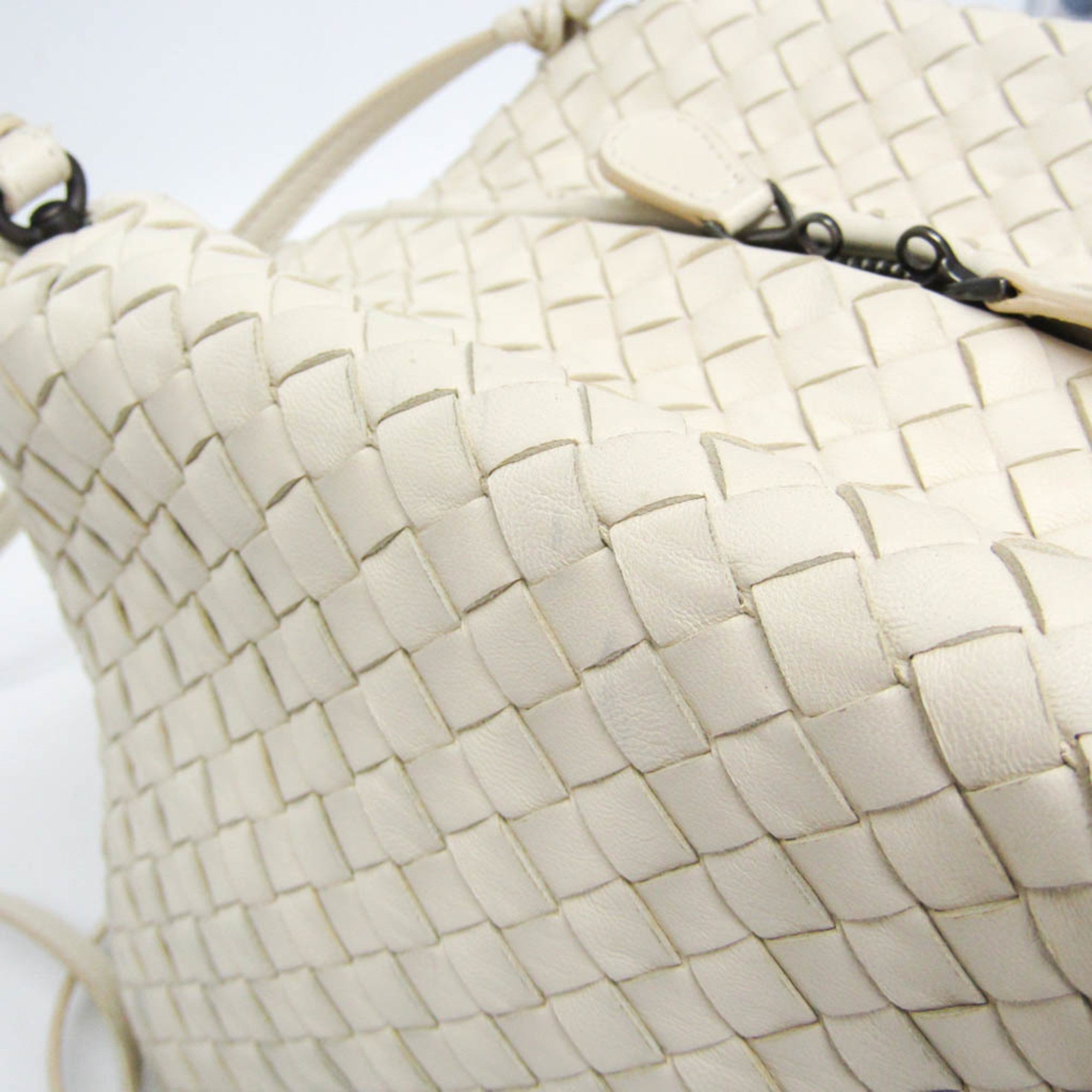 Bottega Veneta Intrecciato · Shoulder Bag