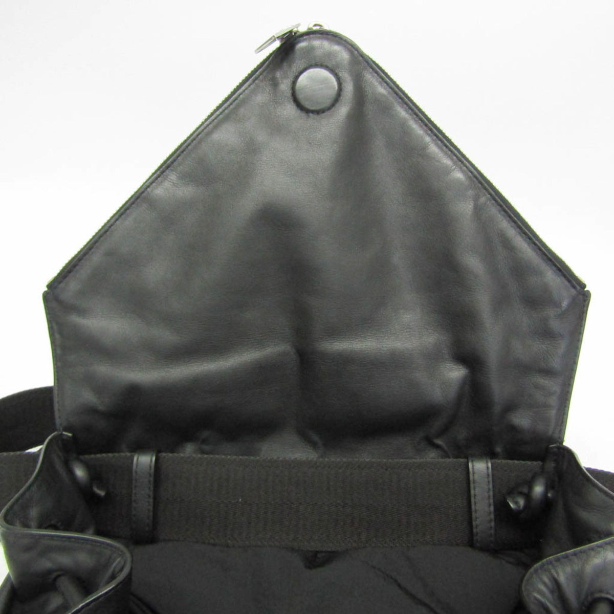 Bottega Veneta Beak Belt Bag · Leather