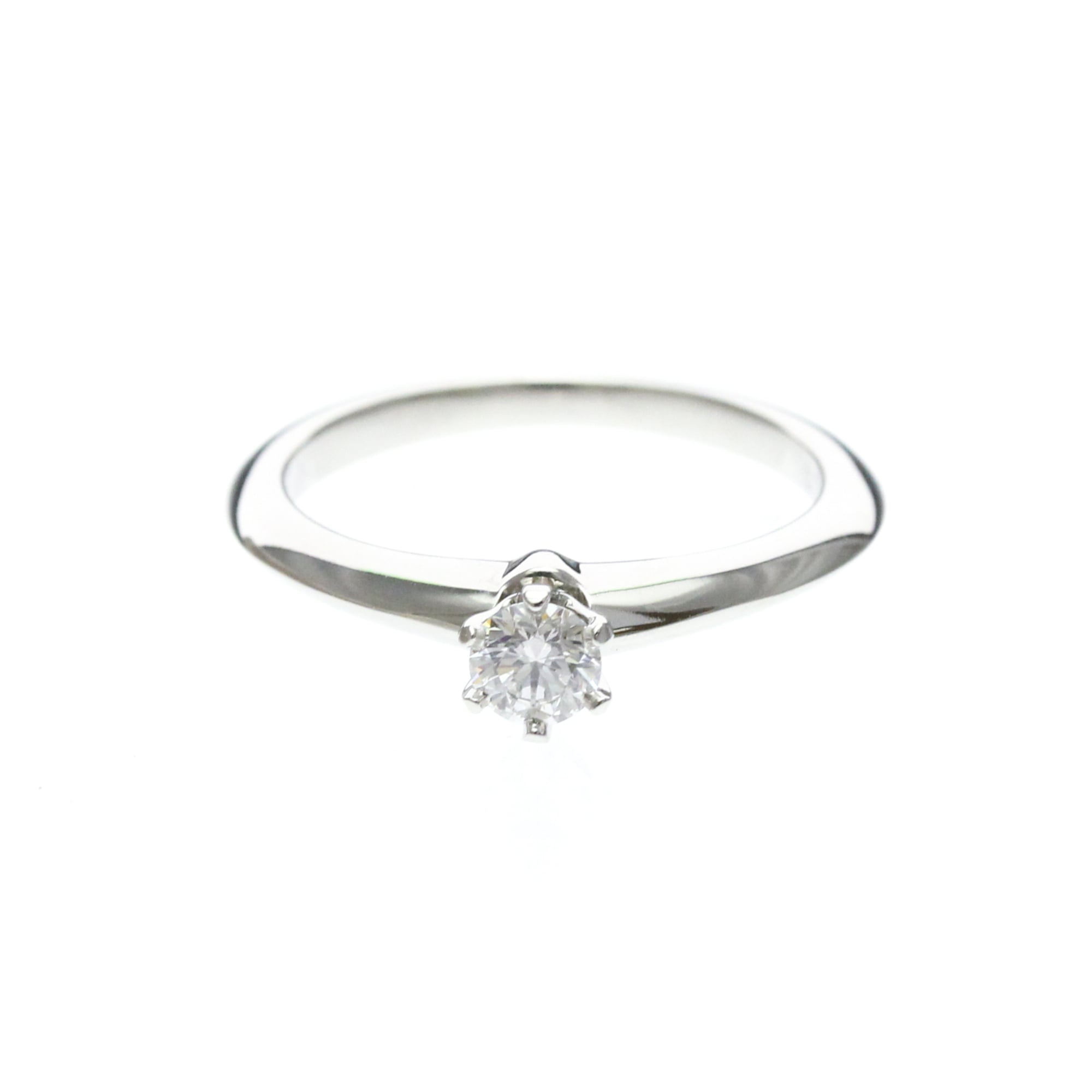 Tiffany Solitaire · Platinum · Diamond