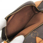 Louis Vuitton Montsouris MM · Monogram