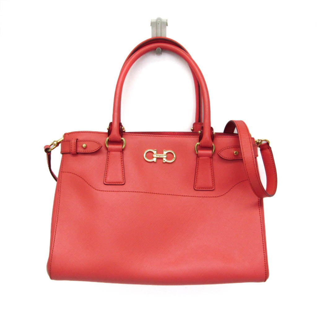 Salvatore Ferragamo Gancini · Leather
