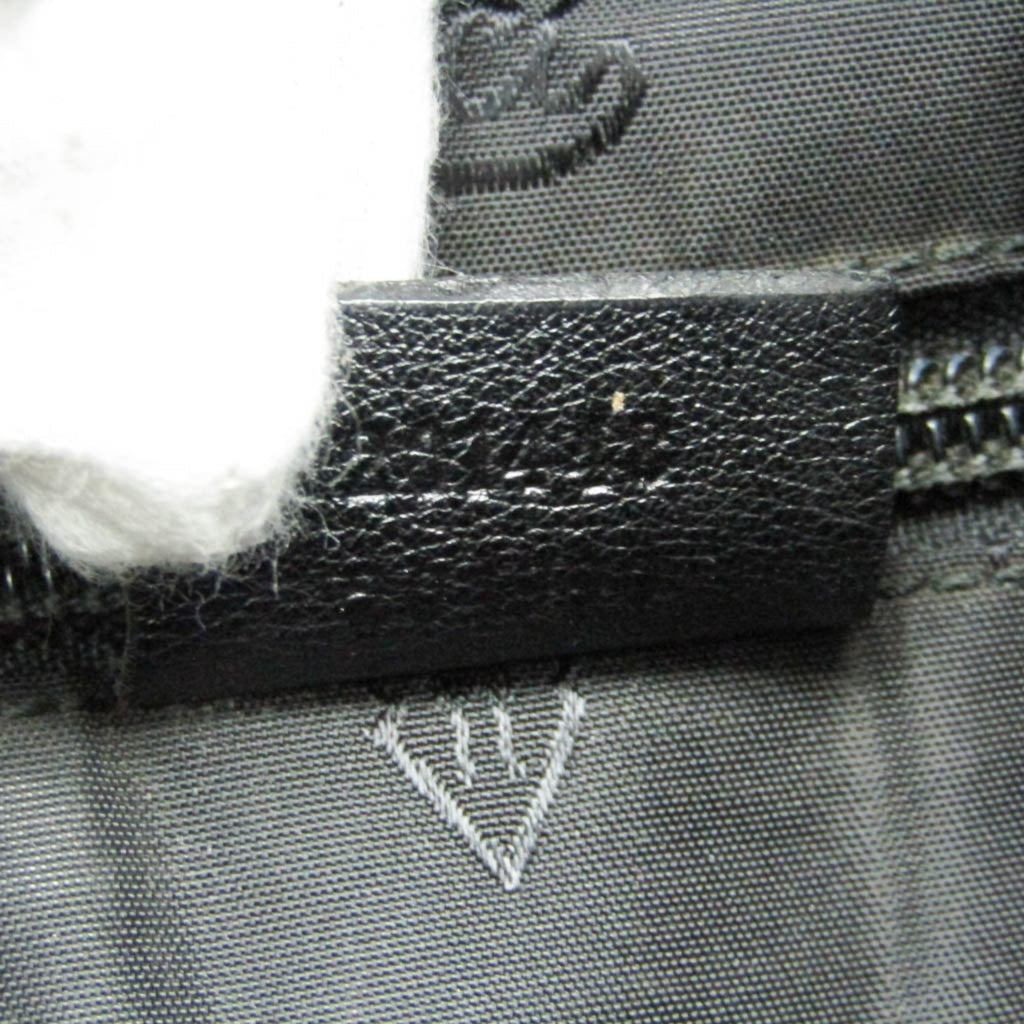 Gucci Guccissima · Embossed Leather