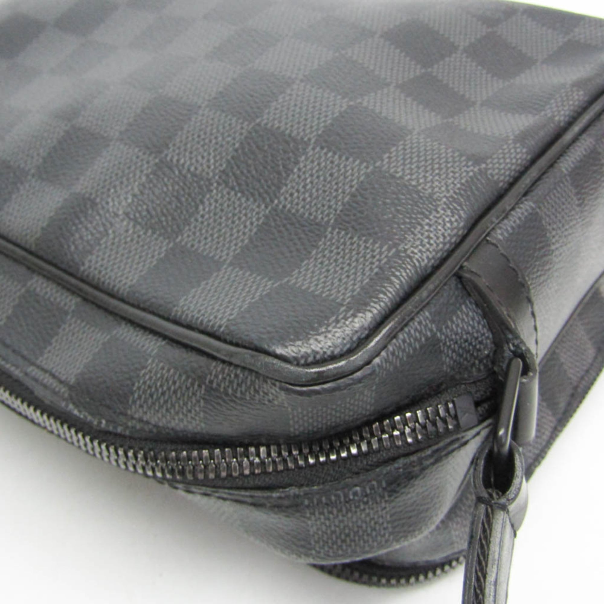 Louis Vuitton Utility Messenger · Damier Graphite