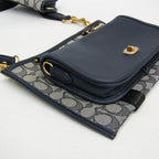 Coach Signature · Canvas Shoulder Bag