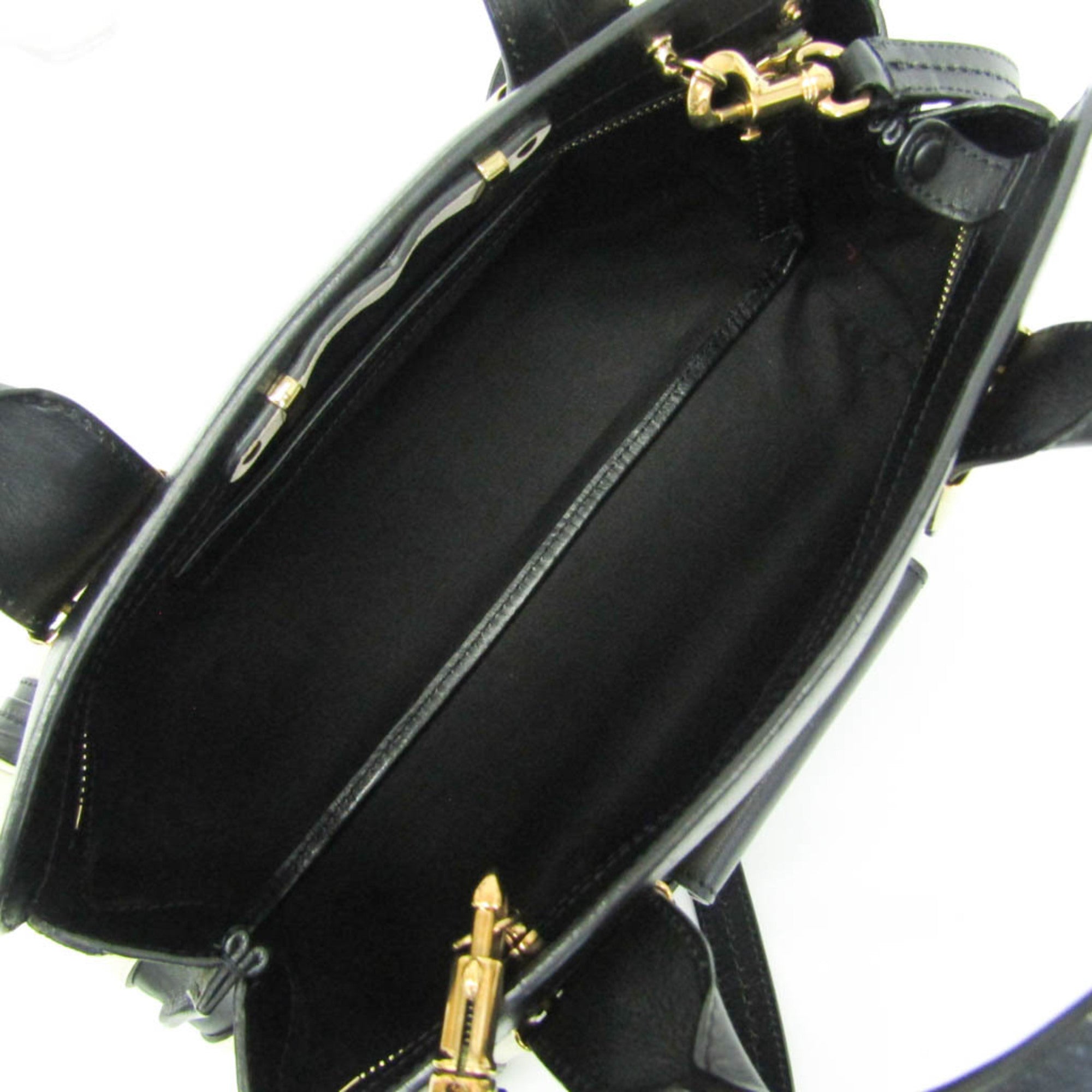 Chloé Alice · Leather