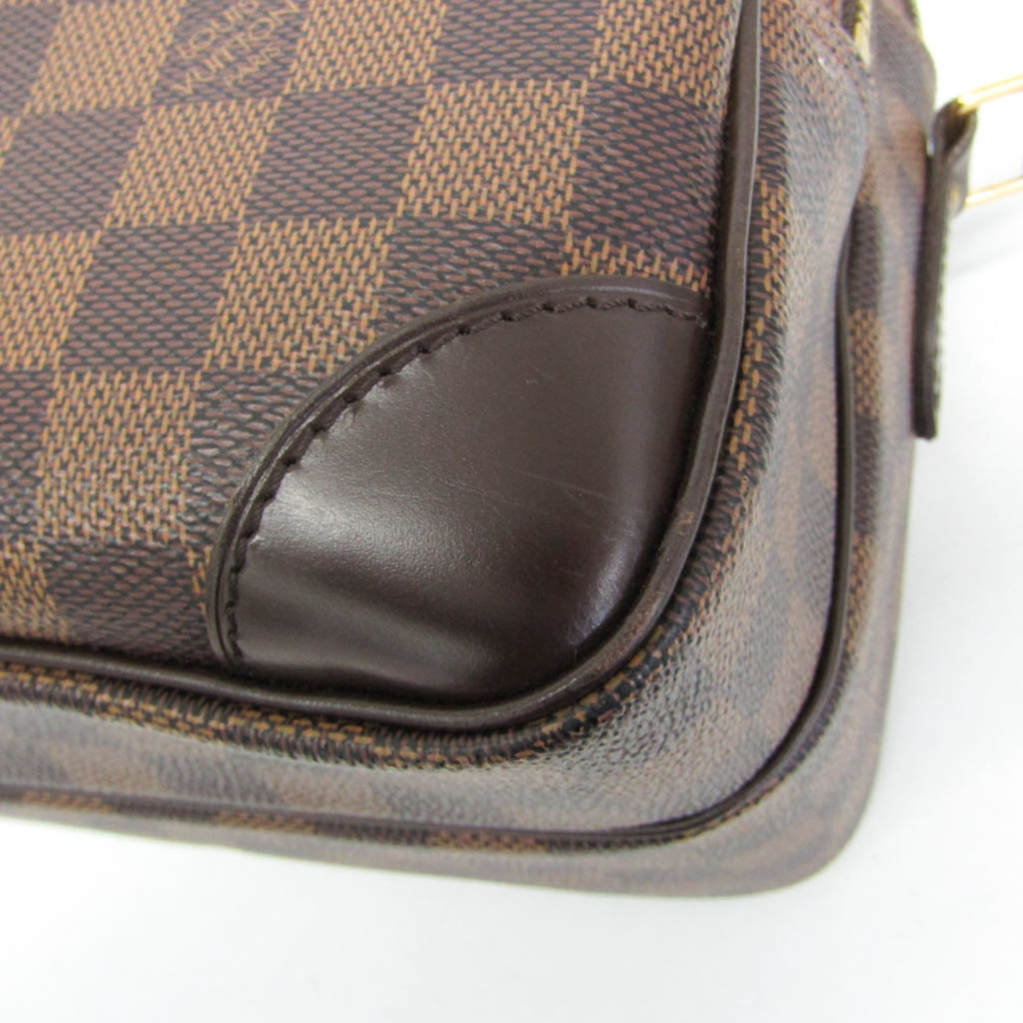 Louis Vuitton Nile · Damier Canvas