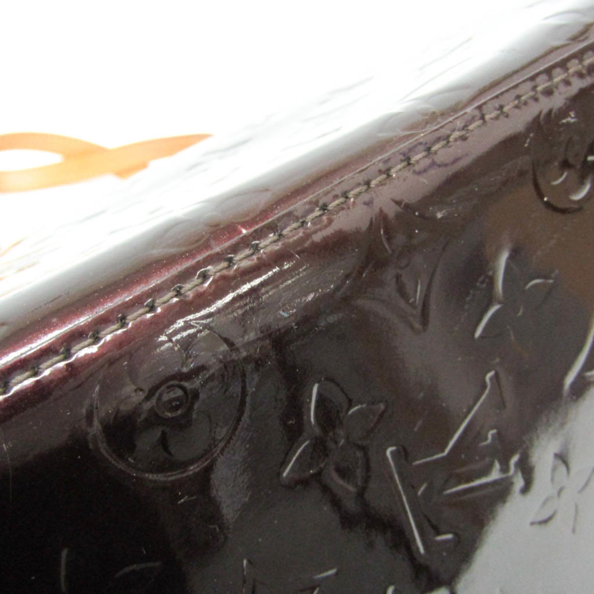 Louis Vuitton Bellevue GM · Monogram Vernis