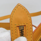 Louis Vuitton Saint-Jacques PM · Epi