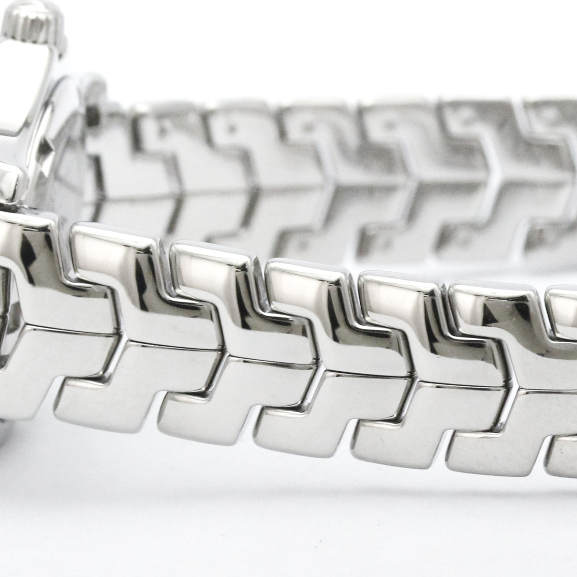TAG Heuer Link · Mother-of-Pearl · Steel