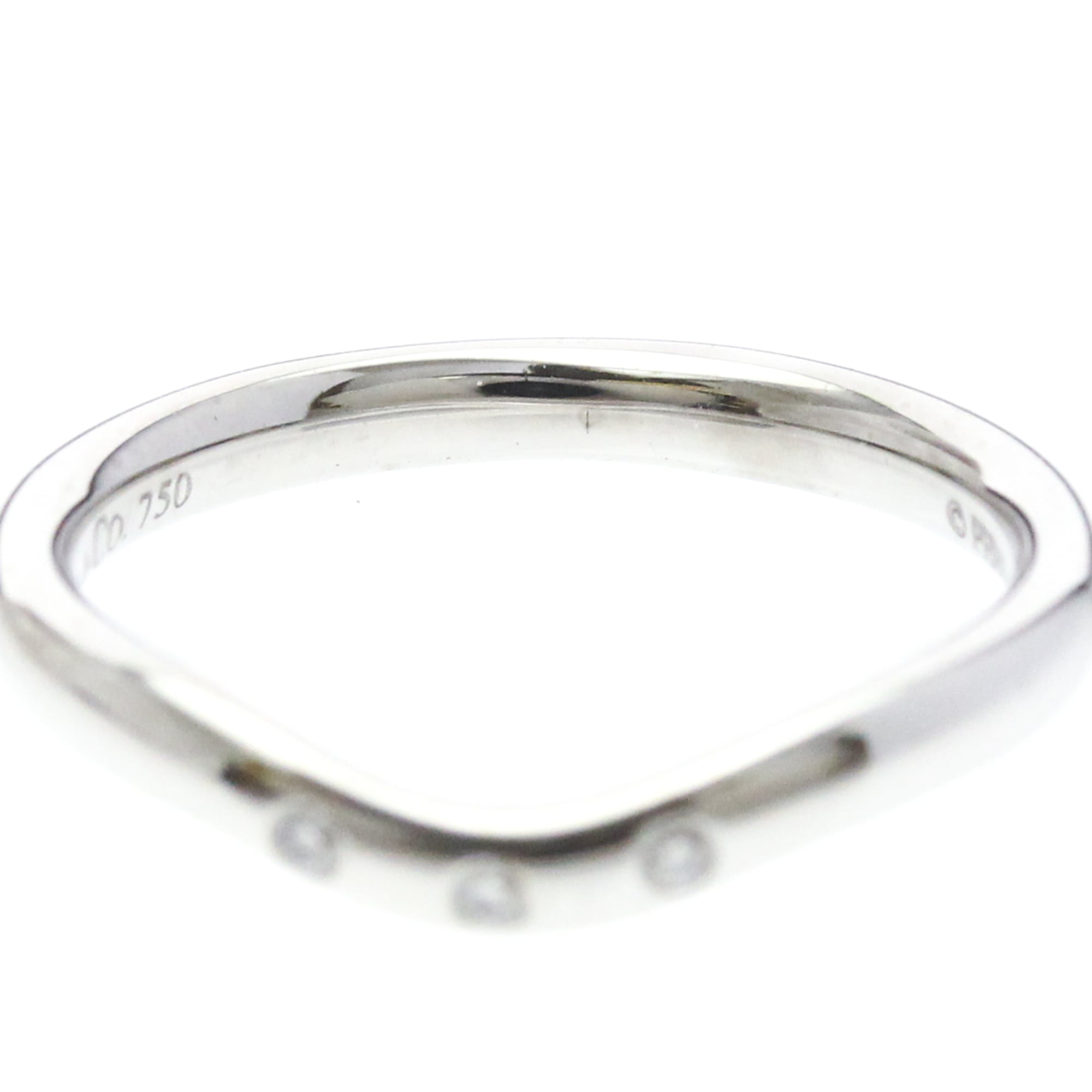 Tiffany Curved Band · Platinum · Diamonds