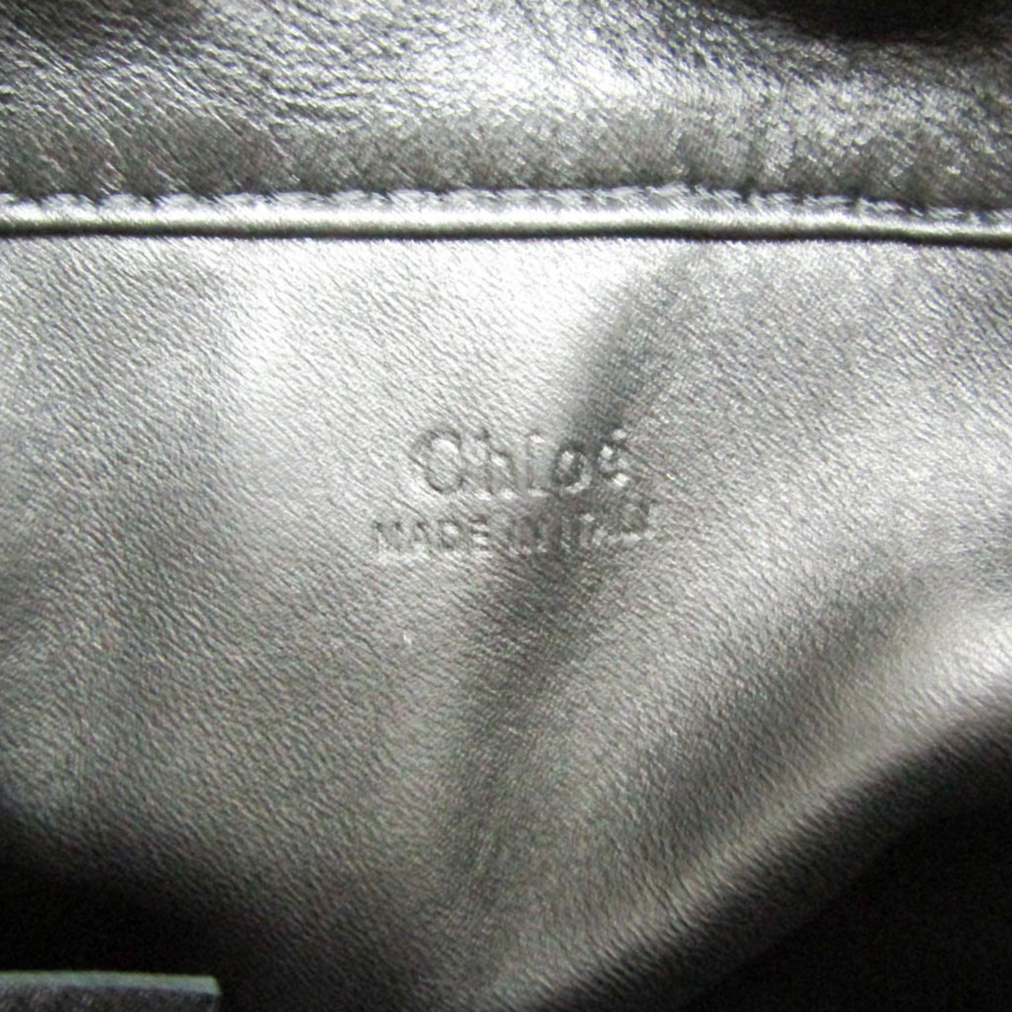 Chloé Loela · Small Bucket