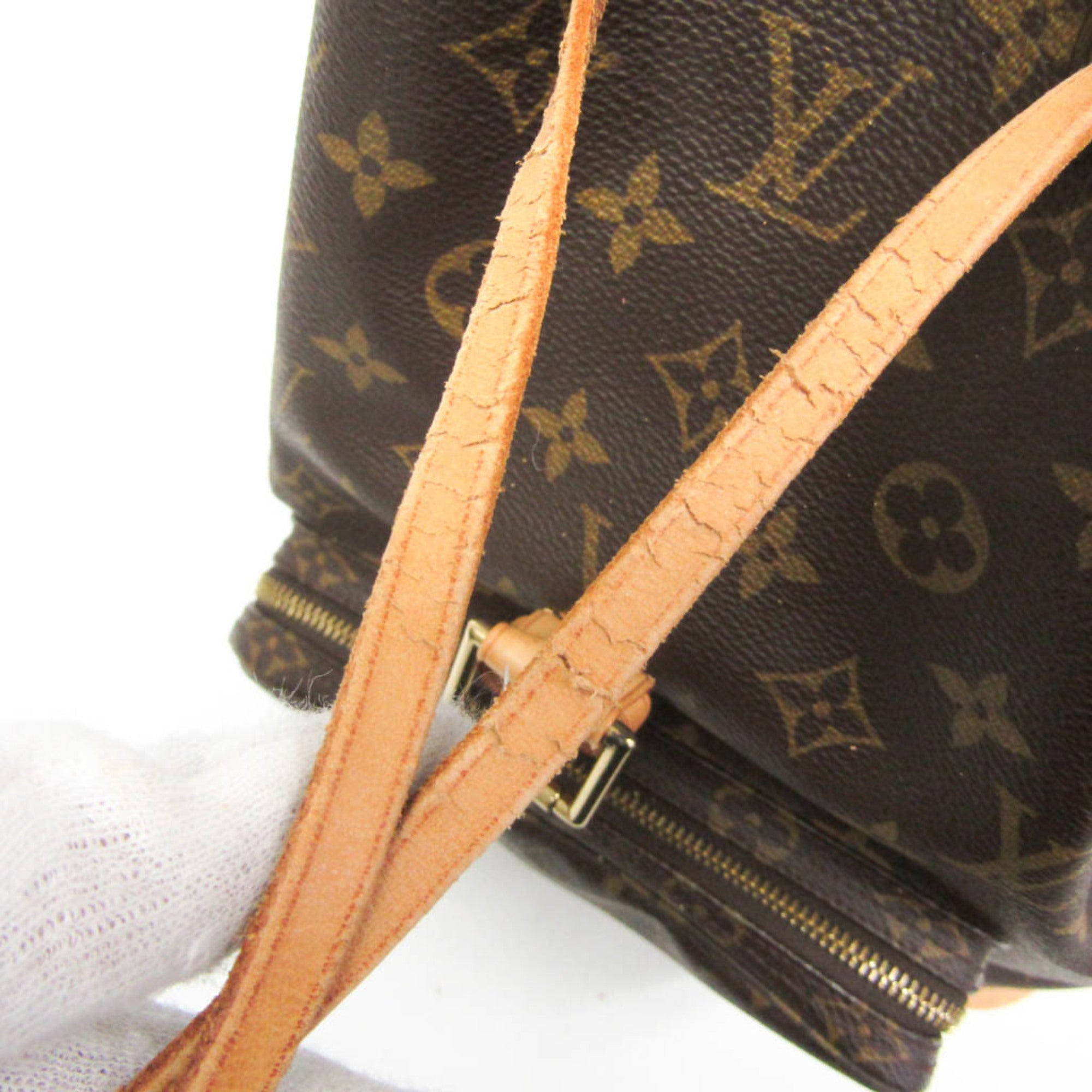 Louis Vuitton Montsouris GM · Monogram