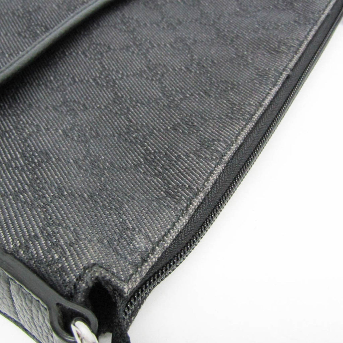 Gucci GG Canvas · Messenger