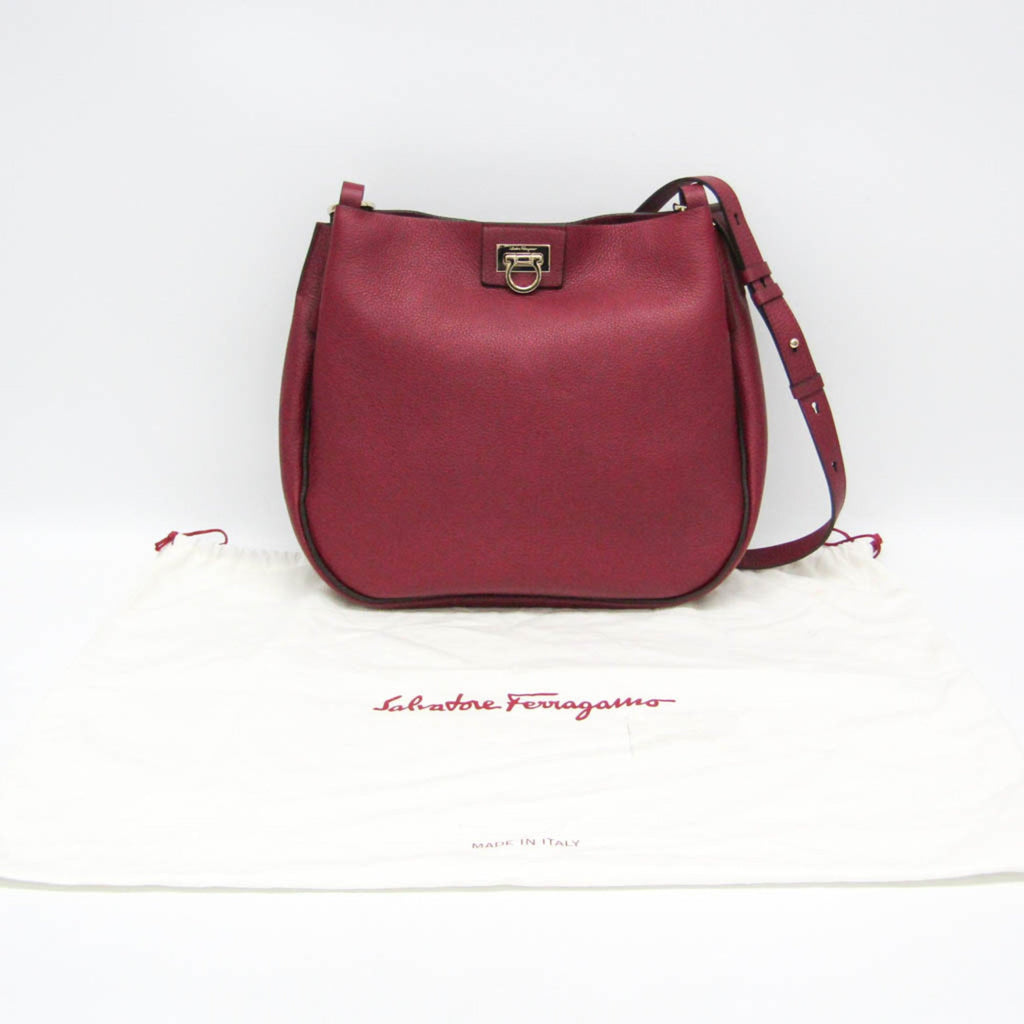 Salvatore Ferragamo Gancini · Leather