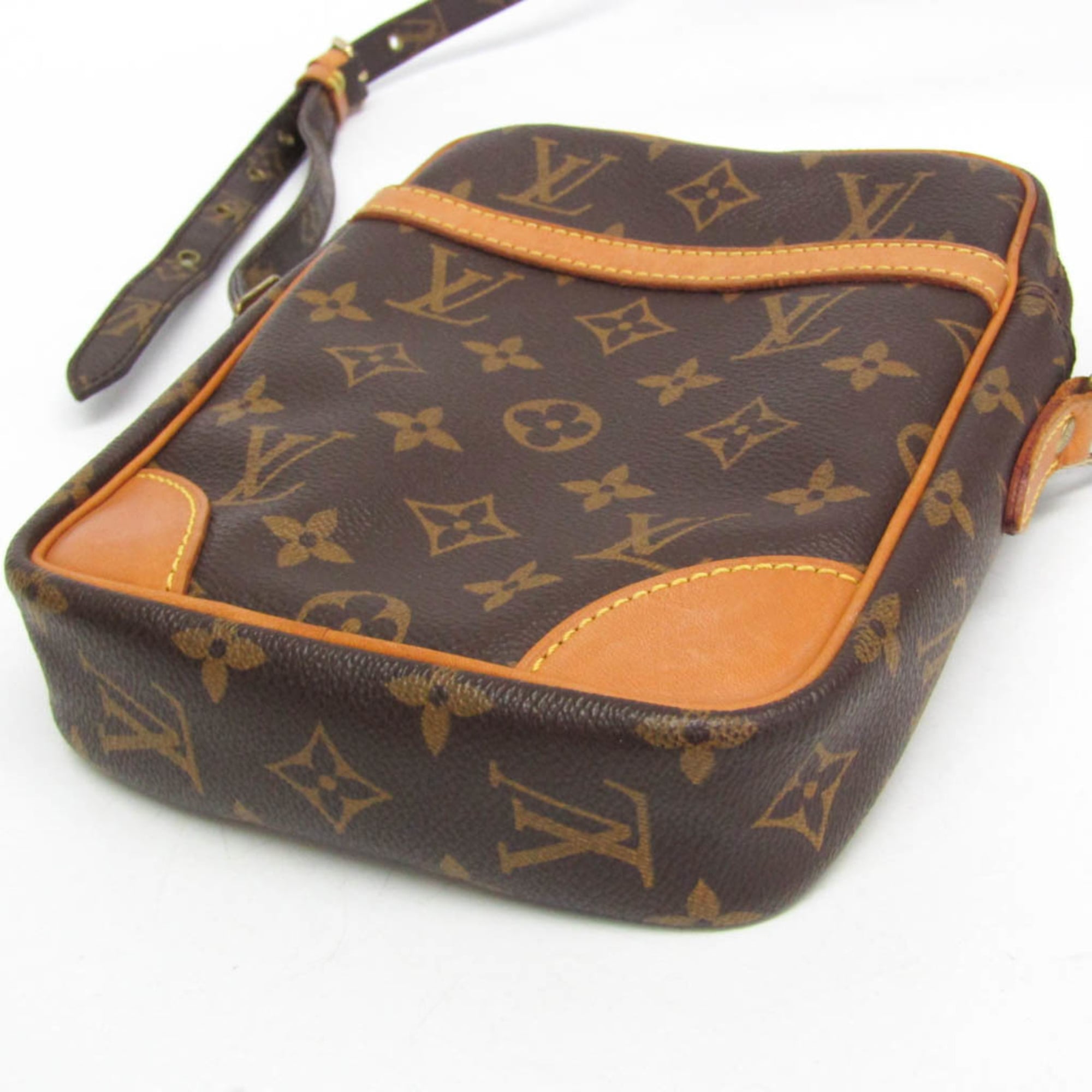 Louis Vuitton Danube · Monogram