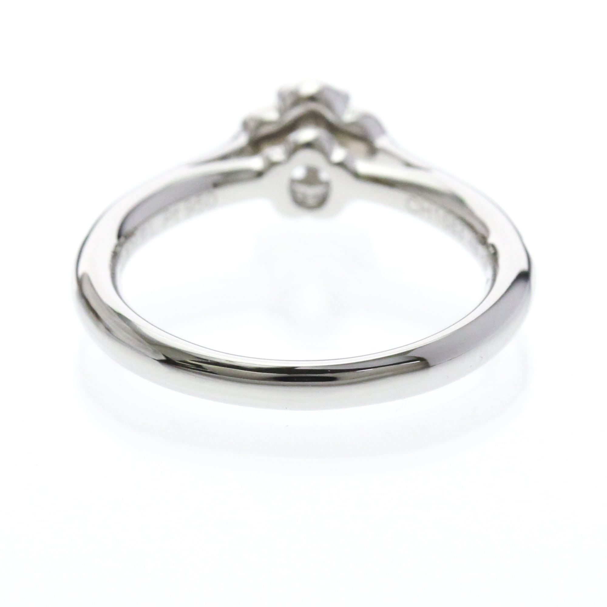 Chanel Camellia · Platinum · Diamond