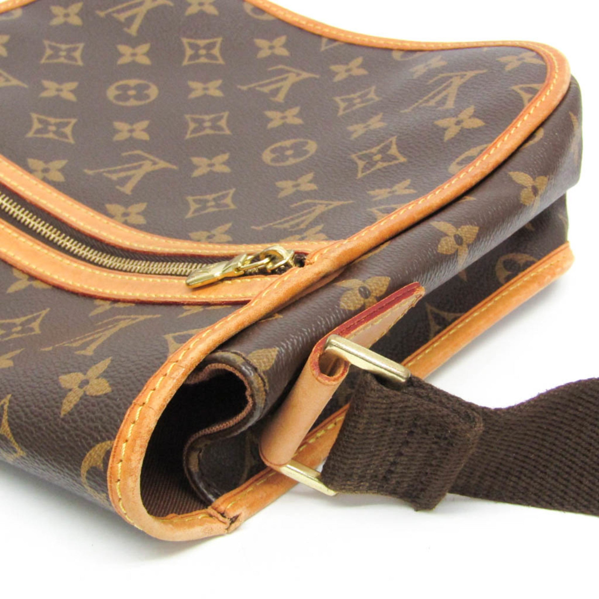 Louis Vuitton Monogram Messenger Bosphore