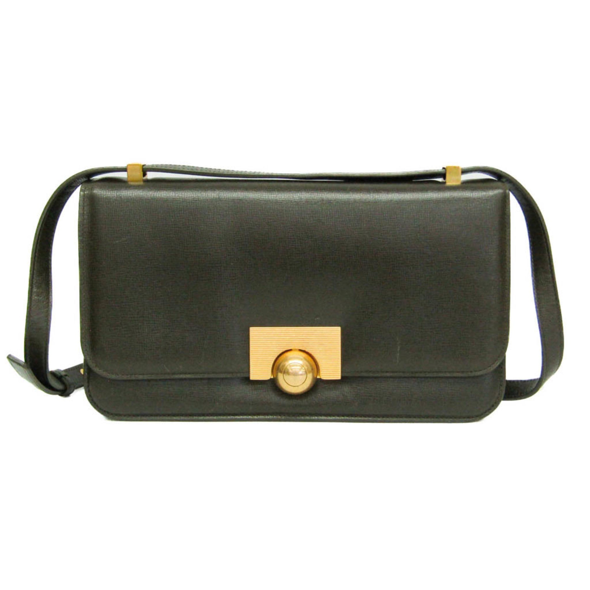 Bottega Veneta Classic · Leather