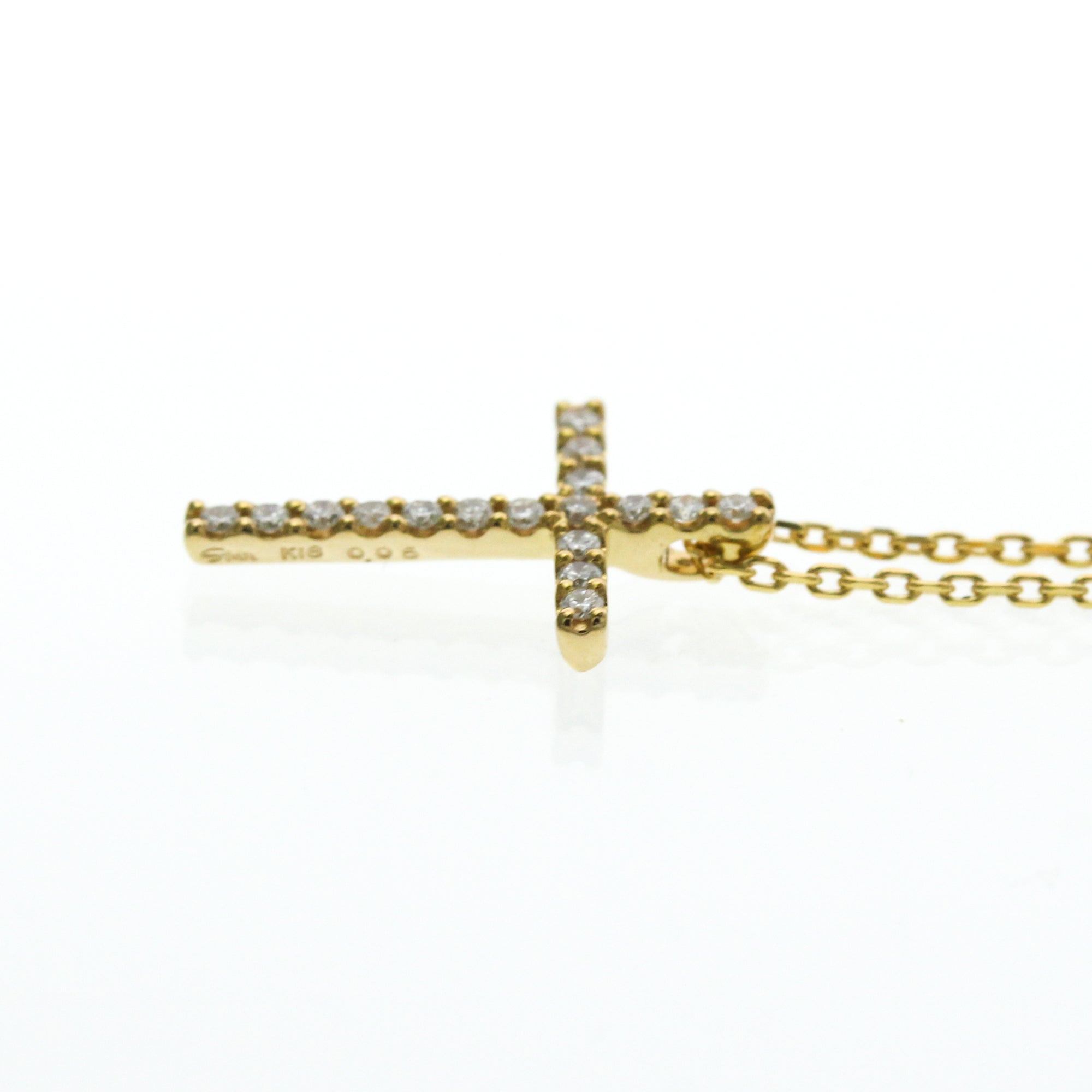 Star Jewelry Cross · 18K Yellow Gold · Diamond