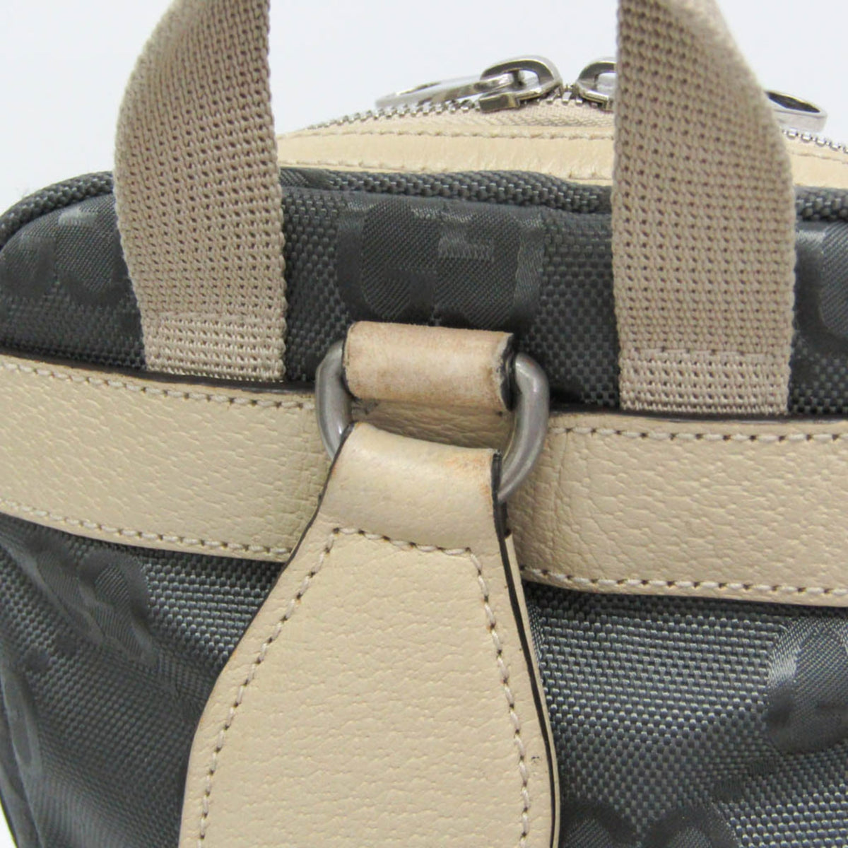 Gucci Off The Grid · Nylon & Leather Sling