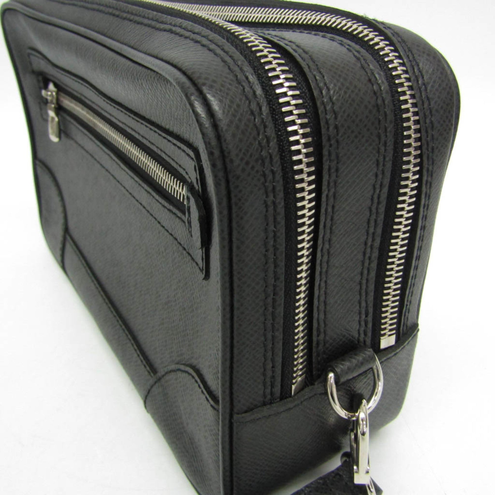 Louis Vuitton Taiga Pavel · Ardoise